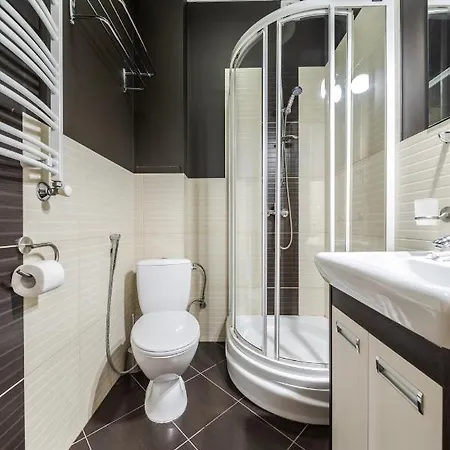 Апартаменти On Stavropihiiska Street 1 Львів