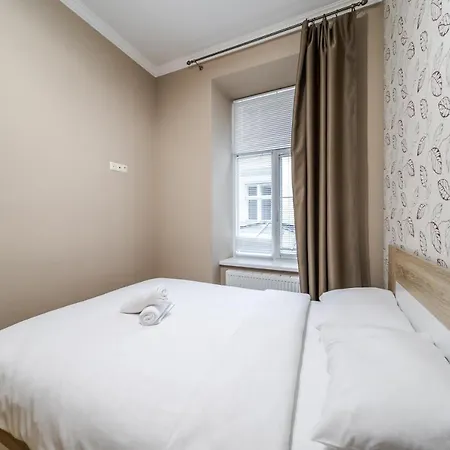 Lägenhet On Stavropihiiska Street 1 Lviv