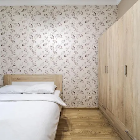 On Stavropihiiska Street 1 *