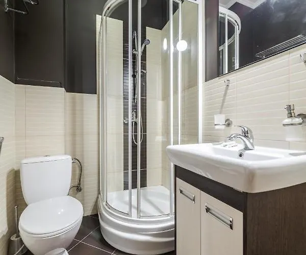 On Stavropihiiska Street 1 * Leópolis