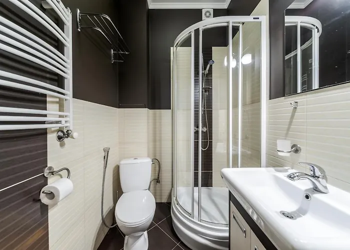 On Stavropihiiska Street 1 *