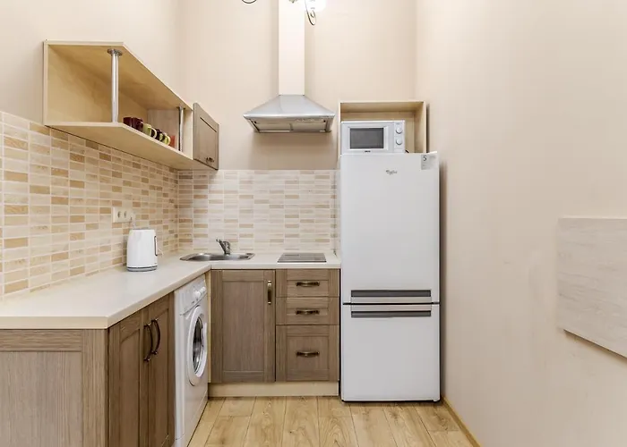 On Stavropihiiska Street 1 *